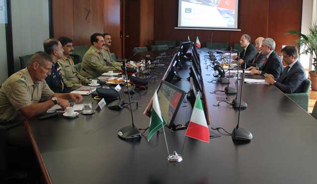 آرمی چیف کا اٹلی کا دورہ، وزیر خارجہ سے ملاقات، دفاعی تعاون بڑھانے سے متعلق مختلف آپشنز پر غور