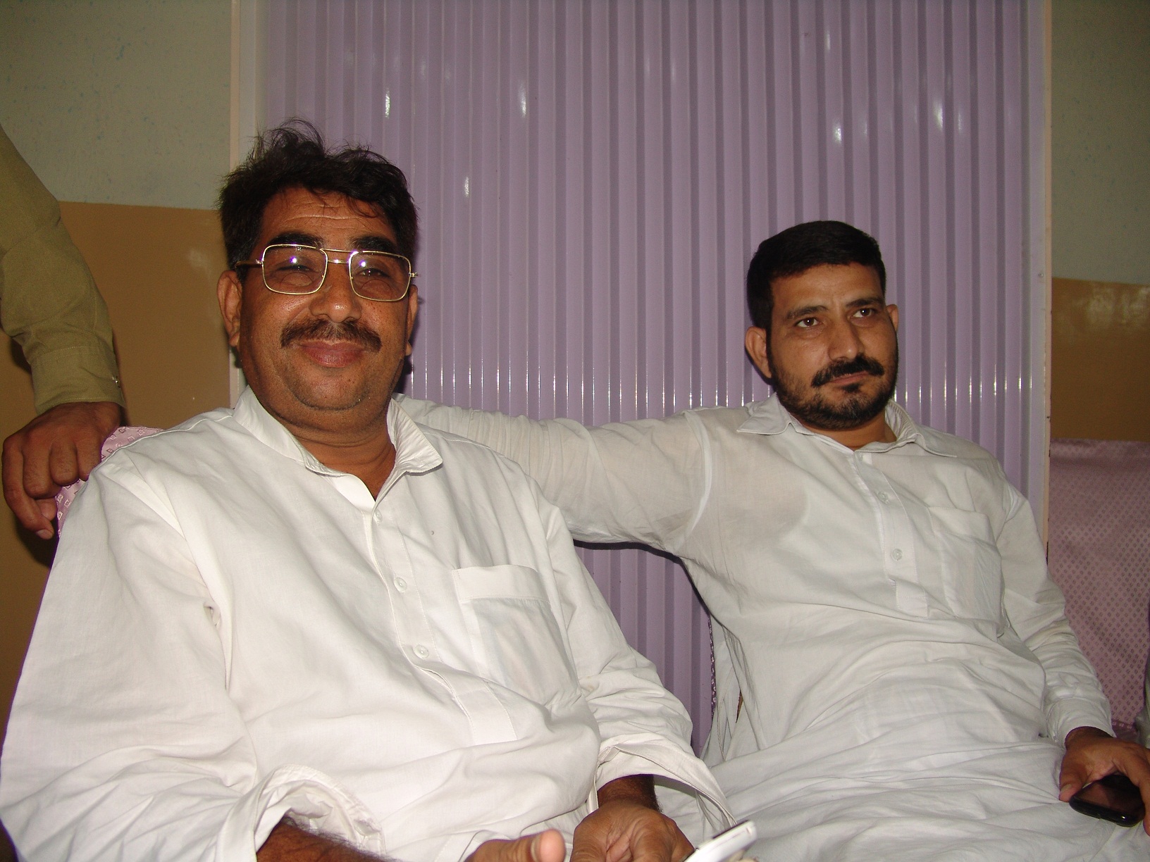 راجہ عابد حسین کا ریسٹورینٹ سرائے عالمگیر میں افطار ڈنر کی تصویری جھلکیاں