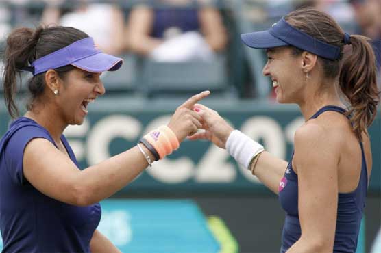 ومبلڈن ٹینس ٹورنامنٹ، ثانیہ مرزا اور ہنگز نے سیمی فائنل میں جگہ بنا لی