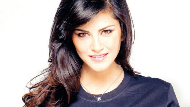 بالی ووڈ کے سپر ہیروز کے ساتھ فلموں میں کام کرنا چاہتی ہوں، سنی لیون