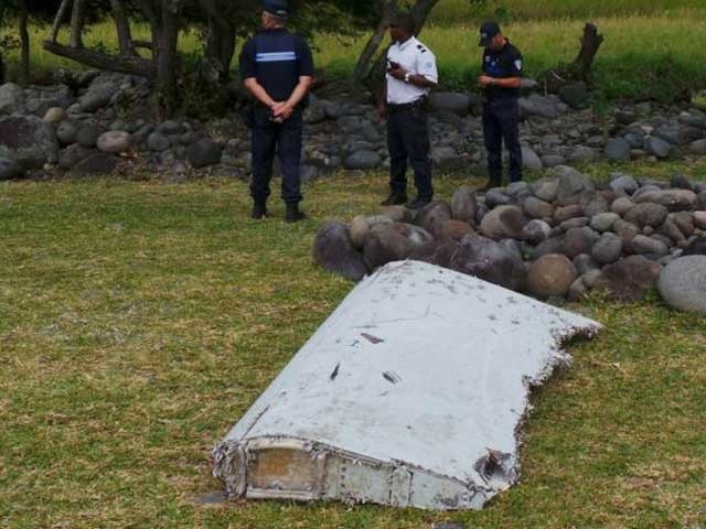 ماہرین نے ملائیشین طیارے کے بحر ہند میں تباہ ہونے کی تصدیق کر دی