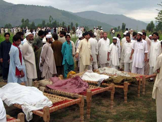 بونیر میں باراتیوں کی گاڑی پر فائرنگ سے 4 افراد جاں بحق، 3 زخمی