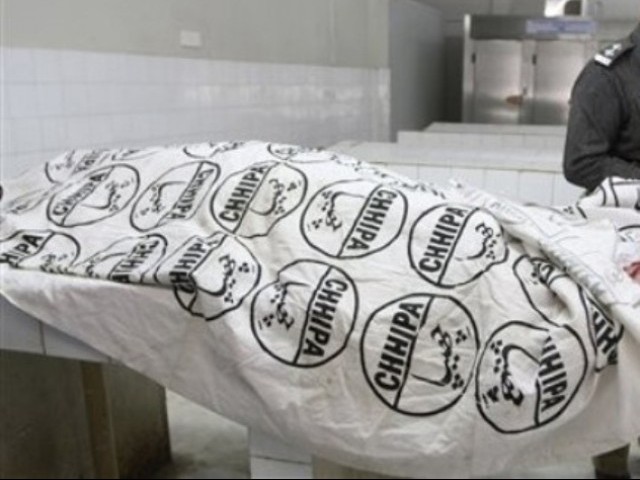 کراچی میں سفاری پارک کے قریب کار پر فائرنگ کے نتیجے میں وکیل جاں بحق