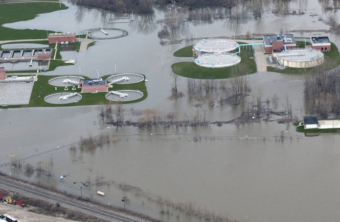 امریکہ: ریاست مشی گن میں سیلاب سے نظام زندگی مفلوج، دو افراد ہلاک