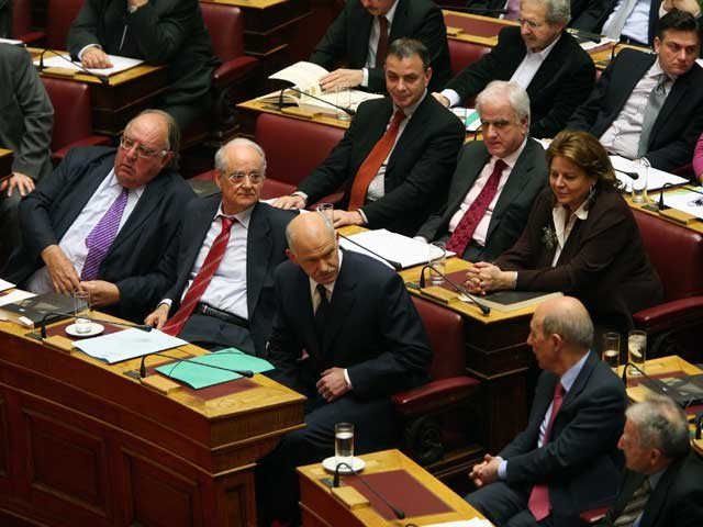 یونانی پارلیمنٹ نے تیسرے بیل آؤٹ پیکج معاہدے کی منظوری دے دی