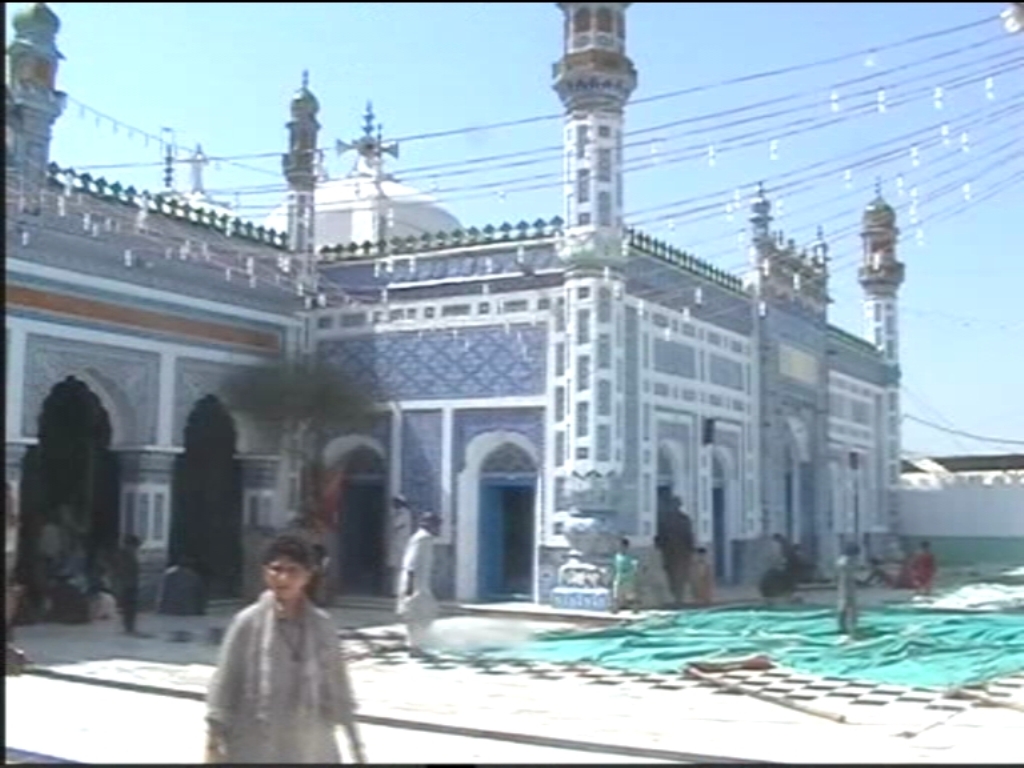 بھٹ شاہ درگاہ شاہ بھٹائی کی جامہ مسجد ضبوں حالت کا شکار کئی سالو سے مرمت نہی ہوئی