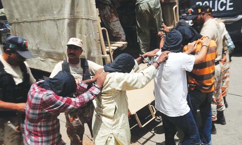 ایم کیو ایم کے 7 کارکنان 90 روز کے لئے رینجرز کے حوالے