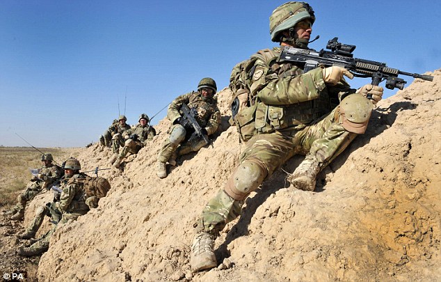 افغانستان میں فوجی وردی میں ملبوس حملہ آوروں کی فائرنگ سے 2 نیٹو فوجی ہلاک