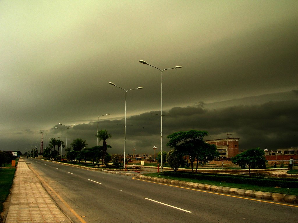 آج شام کو راولپنڈی، لاہور، گوجرانوالہ، ہزارہ سمیت چند مقامات پر گرج چمک کیساتھ بارش متوقع