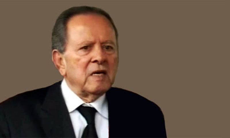 معروف قانون دان عبدالحفیظ پیر زادہ لندن میں انتقال کر گئے