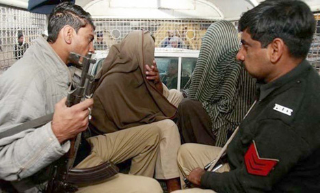 بہاولپور میں 4 ملزمان گرفتار، 200  لیٹر شراب برآمد