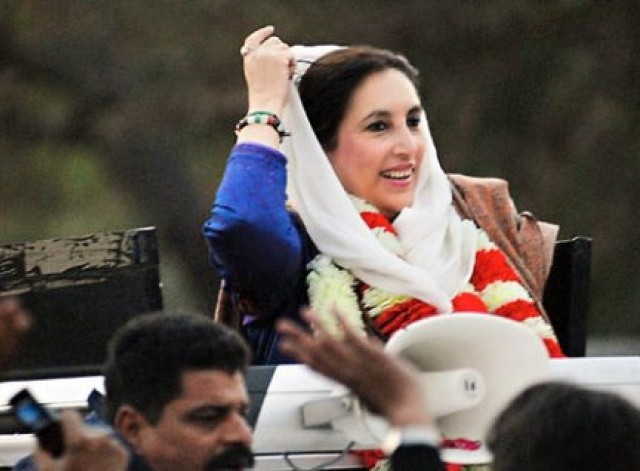 بے نظیر بھٹو کی گاڑی کا سن روف ناہید خان کے کہنے پر کھولا گیا، ڈرائیور کا بیان