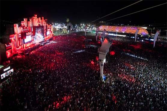 برازیل: ”راک ان ریو” میوزک فیسٹول میں ہزاروں افراد کی شرکت