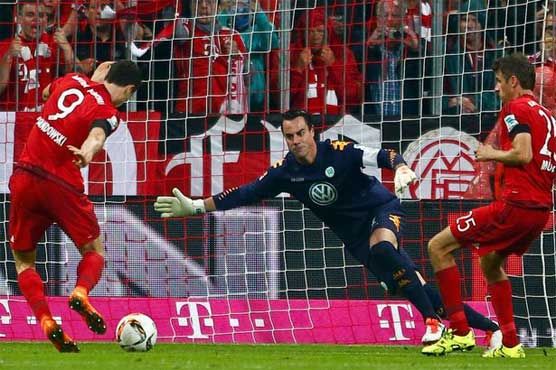 رابرٹ لیوانڈوسکی کے 9 منٹ میں 5 گول، ورلڈ ریکارڈ قائم