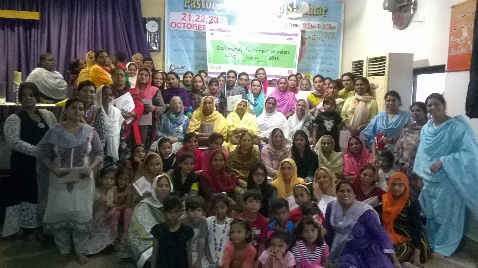 کلاس  کے زیراہتمام فل گاسپل اسمبلی چرچ میں کمیونٹی آگاہی سیشن کا انعقاد