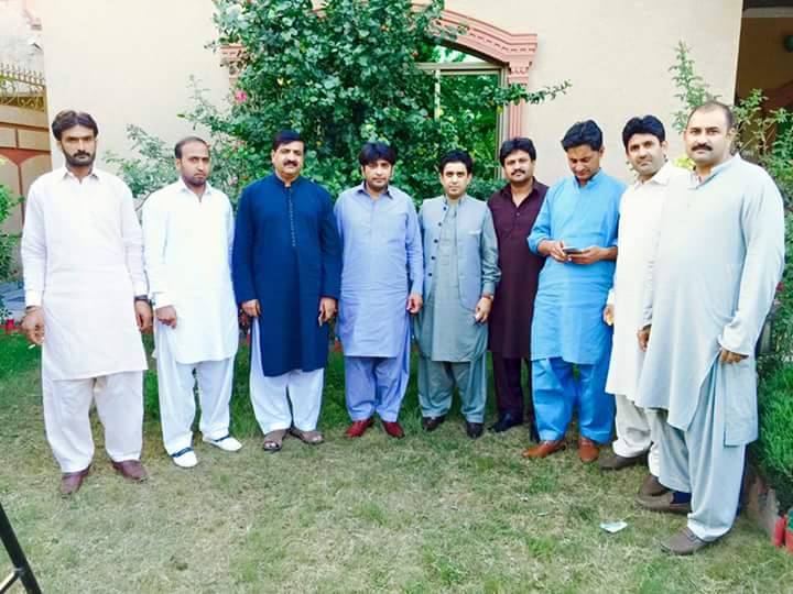 چوہدری کفایت اللہ آف ڈوئیاں کے اعزاز میں عید ملن پارٹی کے موقع پر تصویری جھلکیاں