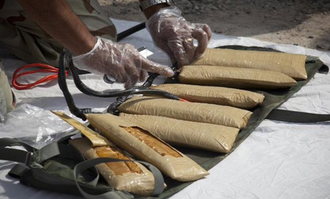 حیدرآباد : گودام سے 65 کلو بارودی مواد برآمد، ایک شخص گرفتار