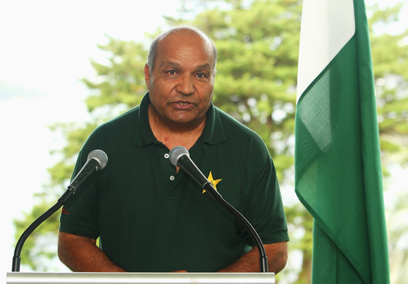 سلمان بٹ اور محمد آصف کی واپسی میں ابھی وقت لگے گا: انتخاب عالم