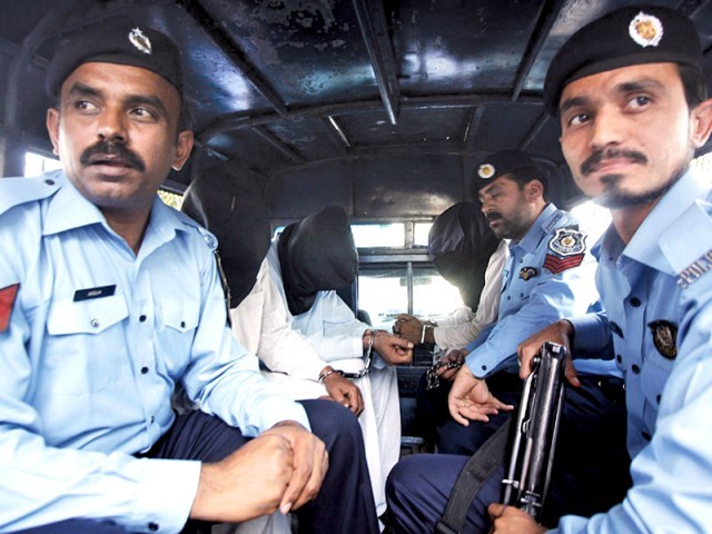 اسلام آباد : سرچ آپریشن کے دوران 15 مشکوک افراد زیر حراست