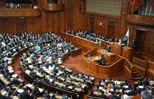 جاپانی پارلیمنٹ میں متنازعہ سیکورٹی بل کثرت رائے سے منظور