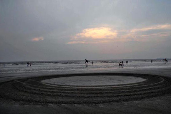 ساحلی علاقوں میں مطلع جزوی ابر آلود رہنے کا امکان ہے