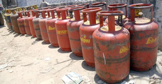 ایل پی جی کی قیمت میں 10 روپے فی کلو تک اضافہ