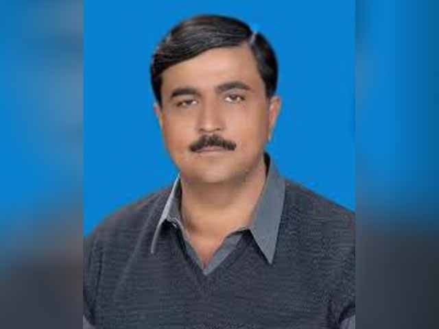 پیپلزپارٹی کے سابق وفاقی وزیر مرزا ناصر 37 سالہ رفاقت چھوڑ کر (ن) لیگ میں شامل