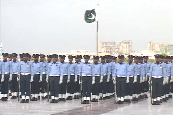 یوم دفاع : کراچی میں مزار قائد پر خصوصی تقریب کا اہتمام کیا گیا