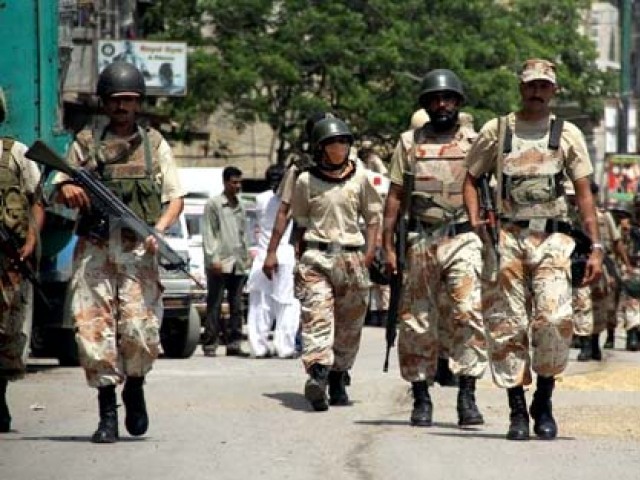 کراچی کے علاقے قائد آباد سے 9 مطلوب دہشت گرد گرفتار، ترجمان رینجرز
