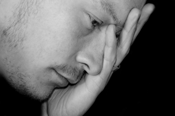 اس عالمِ فانی میں وہ انساں  نہیں دیکھا