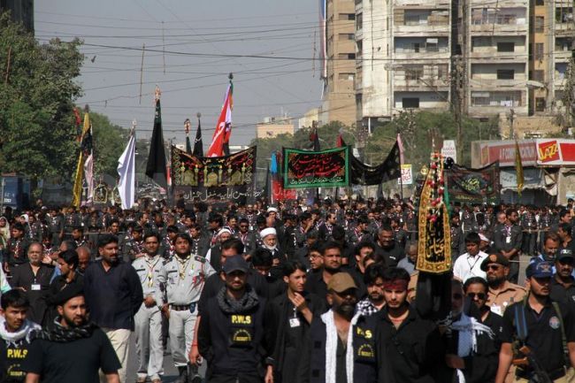 ملک بھر میں شب عاشور پر مجالس اور عزاداری کا سلسلہ جاری