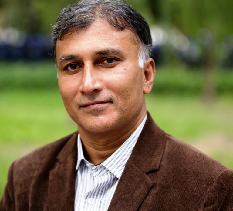 وہ چمن کا رزداں ہے، یہ چمن ہے رازداں کا