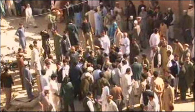 پشاور کا لیڈی ریڈنگ اسپتال میدان جنگ بن گیا