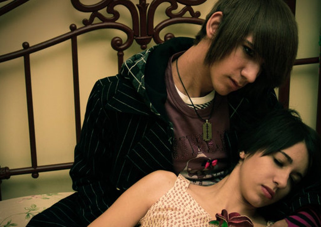 دھیرے دھیرے مرتی جا رہی ہے زندگی