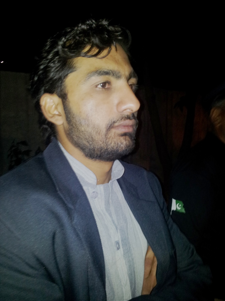 پولیس،   کالی وردی