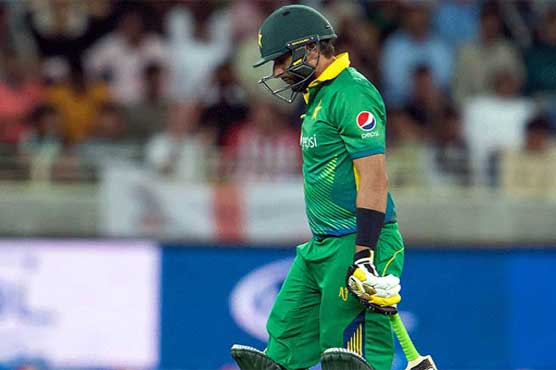 پاکستان دوسرا ٹی ٹونٹی میچ بھی ہار گیا، انگلینڈ نے سیریز اپنے نام کر لی