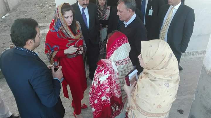 تعلیمی اداروں میں اصلاحات ، مریم نواز رضا کارانہ مشن پر