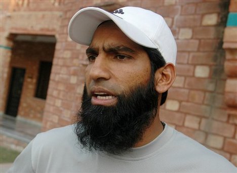 مالی فائدے کی دھن پی سی بی کو چین سے نہیں بیٹھنے دے رہی، محمد یوسف