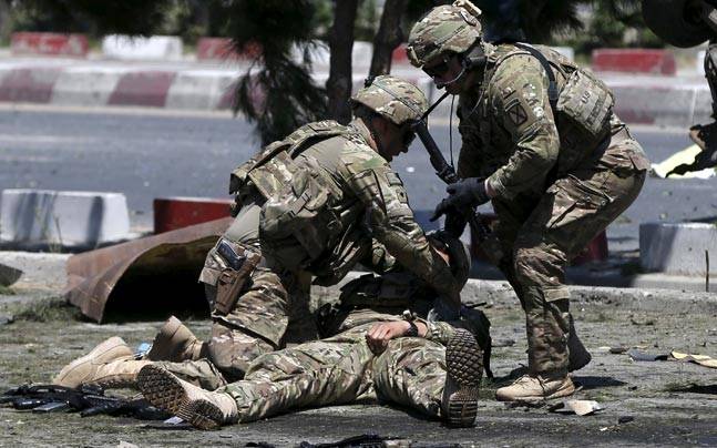 افغانستان میں بگرام ایئربیس کے قریب خودکش حملے میں 5 نیٹو فوجی ہلاک