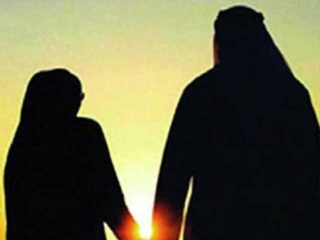 خاتون نے شوہر کو دوسری شادی سے روکنے کے لیے ہزاروں ریال دیدیے