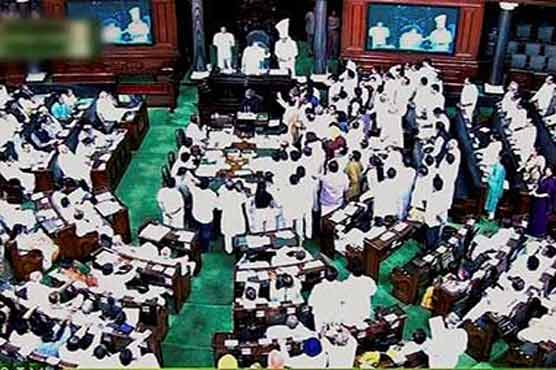 دہلی: ریاستی اسمبلی میں بل کے خلاف بی جے پی کی ہنگامہ آرائی