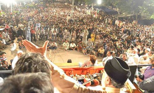 لاہور: مینار پاکستان گراؤنڈ میں عالمی میلاد کانفرنس، ہزاروں عاشقان رسول کی شرکت