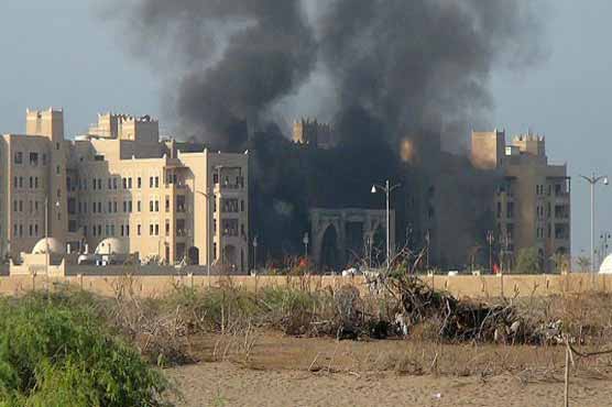 یمن میں بم حملہ، عدن کا گورنر 6 سیکورٹی گارڈز سمیت ہلاک