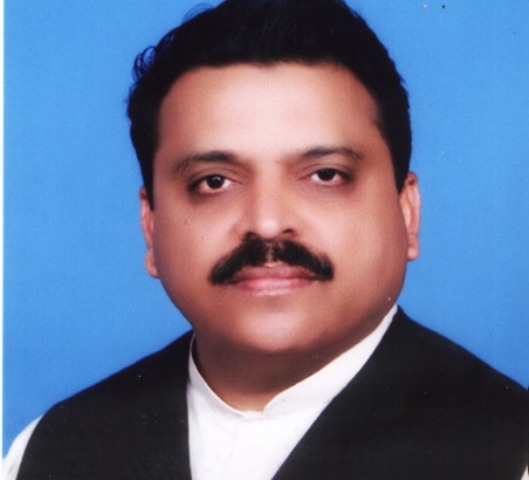 سب سے پہلے فیصل آباد میں ترقیاتی کام کروانے کا سہرا تسنیم احمد نورانی کے سر تھا