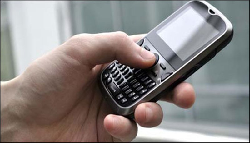 بھوپال کا بلدیاتی افسر اجلاس میں غیر اخلاقی ویڈیو دیکھتے پکڑا گیا