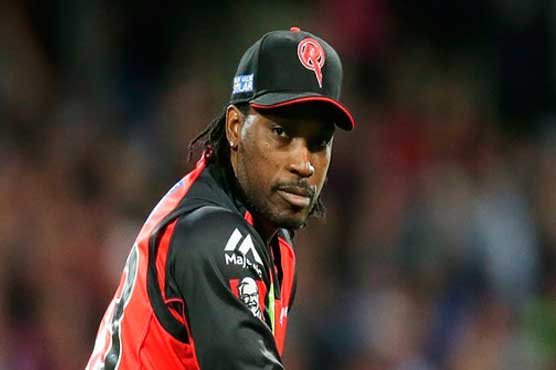 تنازعات ویسٹ انڈین بیٹسمین کرس گیل سے چمٹ کر رہ گئے