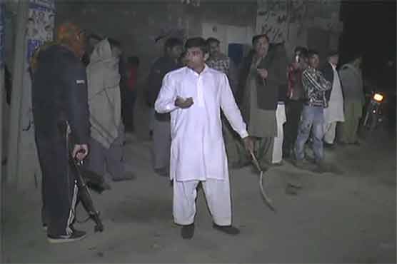 گوجرانوالہ: 4 گھنٹے بعد پولیس مقابلہ ختم، 2 ڈاکو ساتھی خاتون سمیت 3 گرفتار