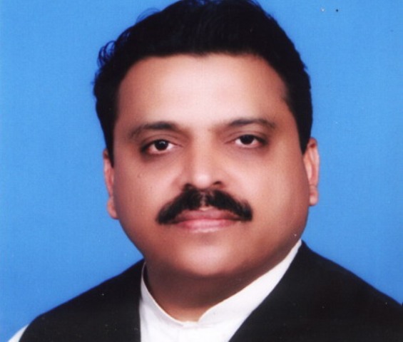 راحیل شریف کی جانب سے ایکس ٹینشن نہ لینے کا اعلان خوش آئند ہے۔ حافظ طاہر جمیل