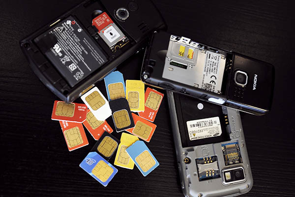 افغان سموں کے سگنل روکنے کے لیے افغانستان کے ساتھ معاہدے کا فیصلہ