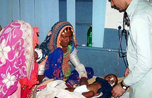 تھرپارکر: غذائی قلت کے باعث بیماری سے 2 بچے جاں بحق